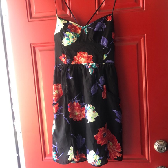 M American Eagle Floral Dress - Picture 1 of 5